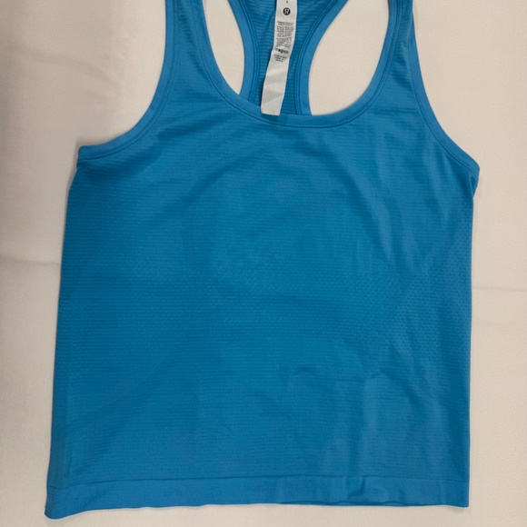 Lululemon Swiftly Tech Racerback Tank‎ Top 2.0  - Size 6. - Picture 6 of 16